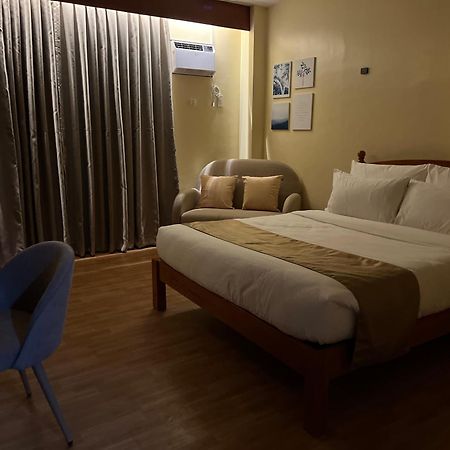 Rufana Suites Moalboal Buitenkant foto
