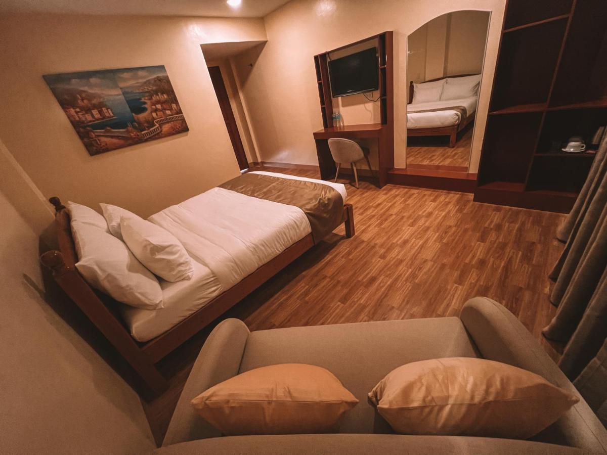 Rufana Suites Moalboal Buitenkant foto