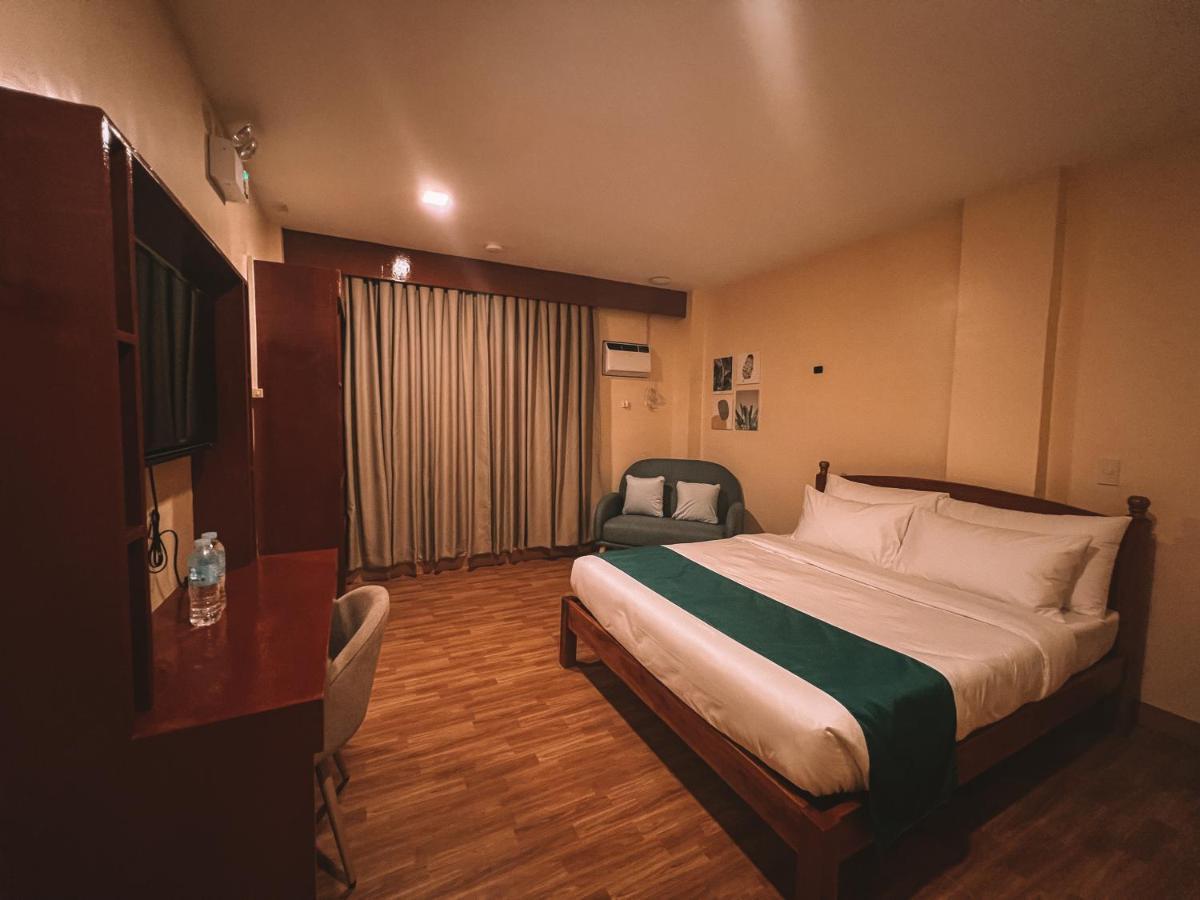 Rufana Suites Moalboal Buitenkant foto