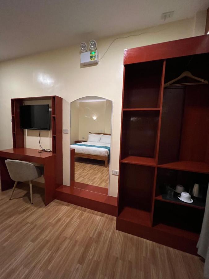 Rufana Suites Moalboal Buitenkant foto