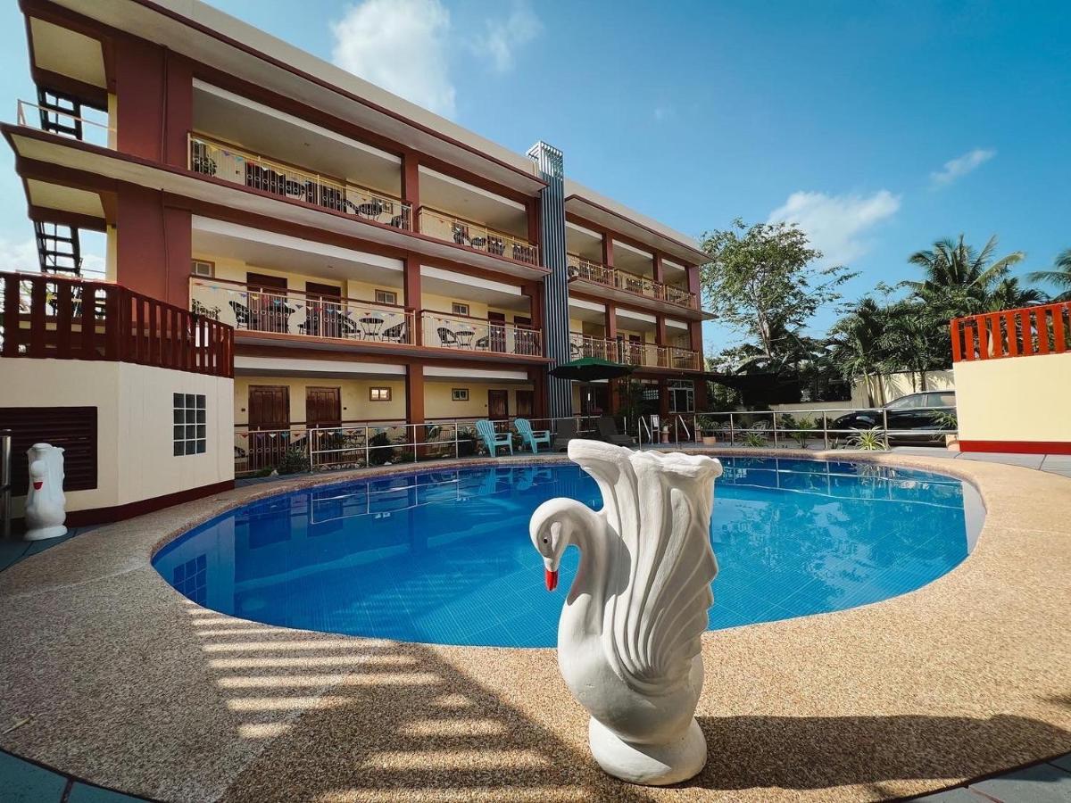 Rufana Suites Moalboal Buitenkant foto