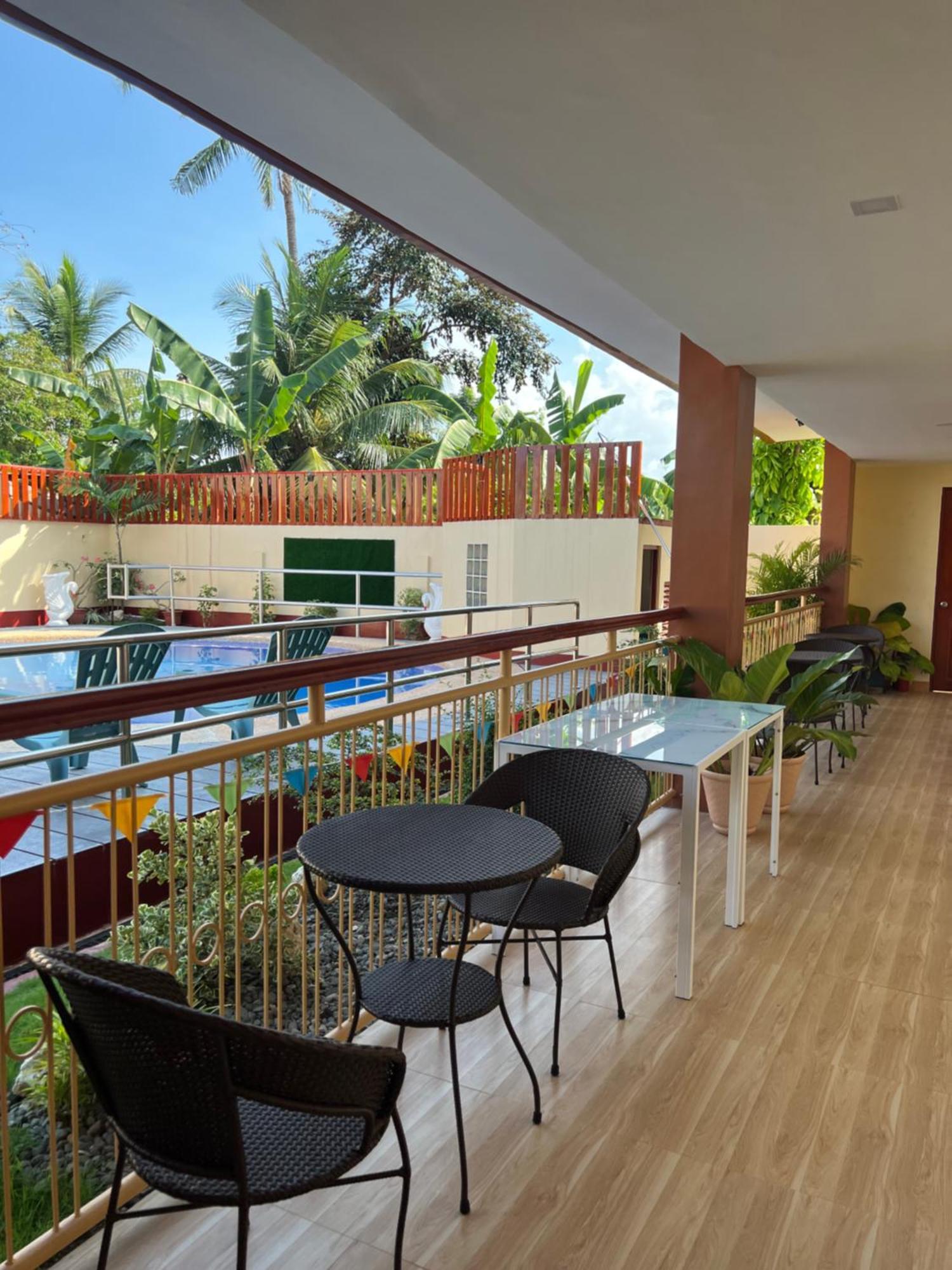Rufana Suites Moalboal Buitenkant foto